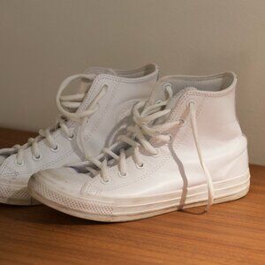 Converse Chuck Taylor All Star High-Top Leather Sneakers Unisex